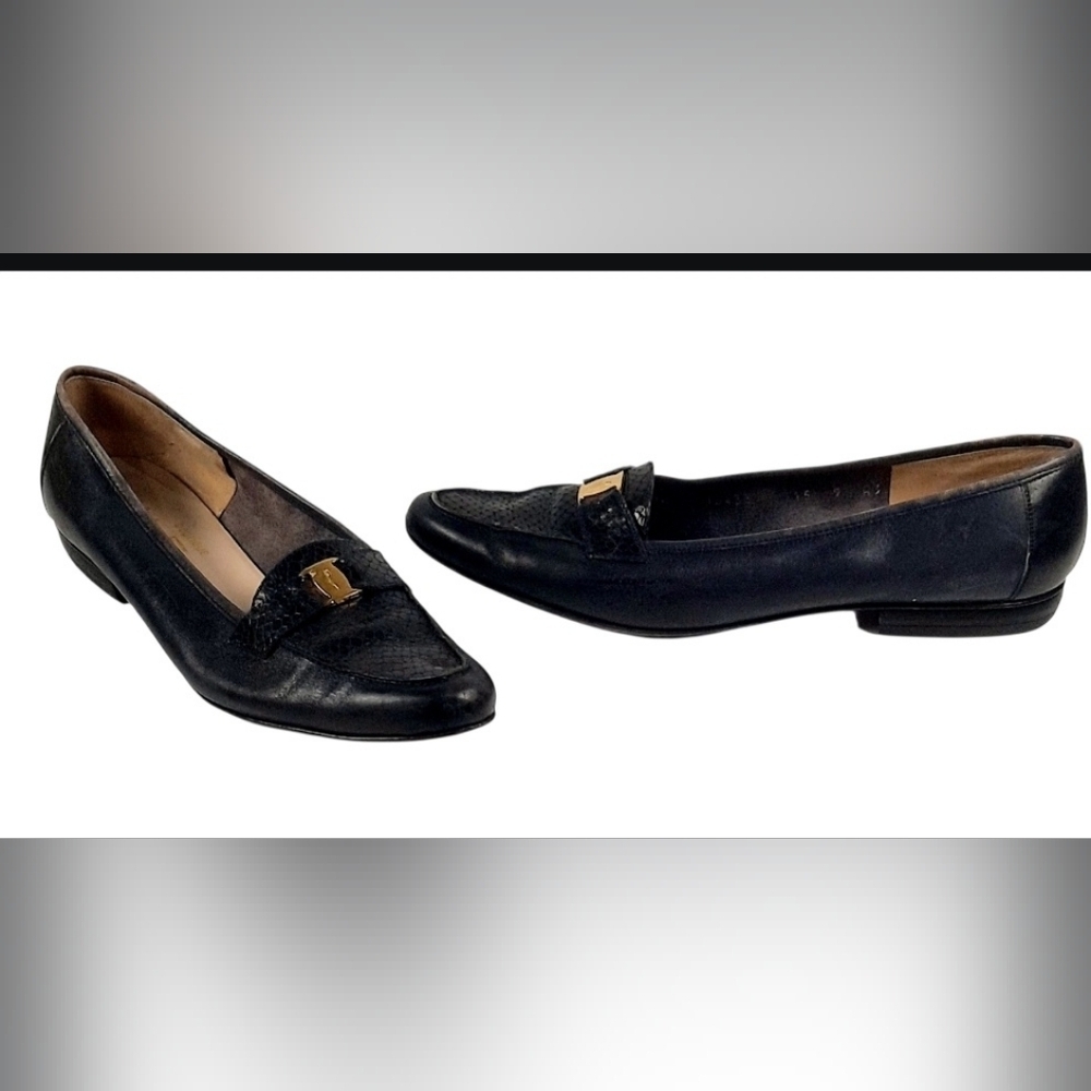 Salvador Ferragamo Leather Loafer Women Size 9.5 Narrow A3 Black Gold Buckle